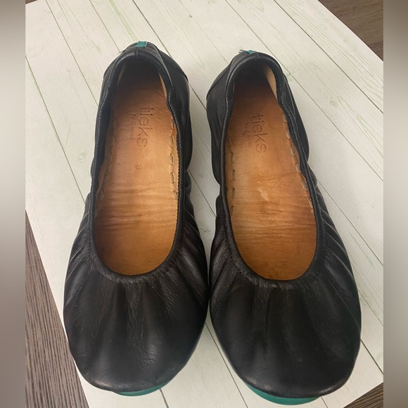 Tieks By Gavriell Ballet Flats Shoes Black Leather Smooth Foldable Size 8 Women - Picture 2 of 14